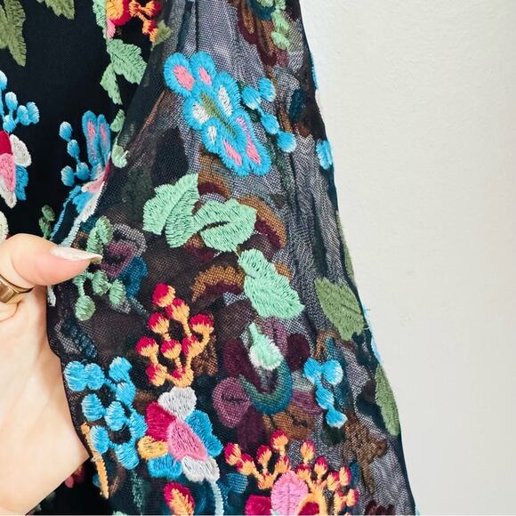 ANTHROPOLOGIE Black Sheer Mesh Floral Embroidery Overlay Sleeve Mini Dress S - Picture 5 of 14